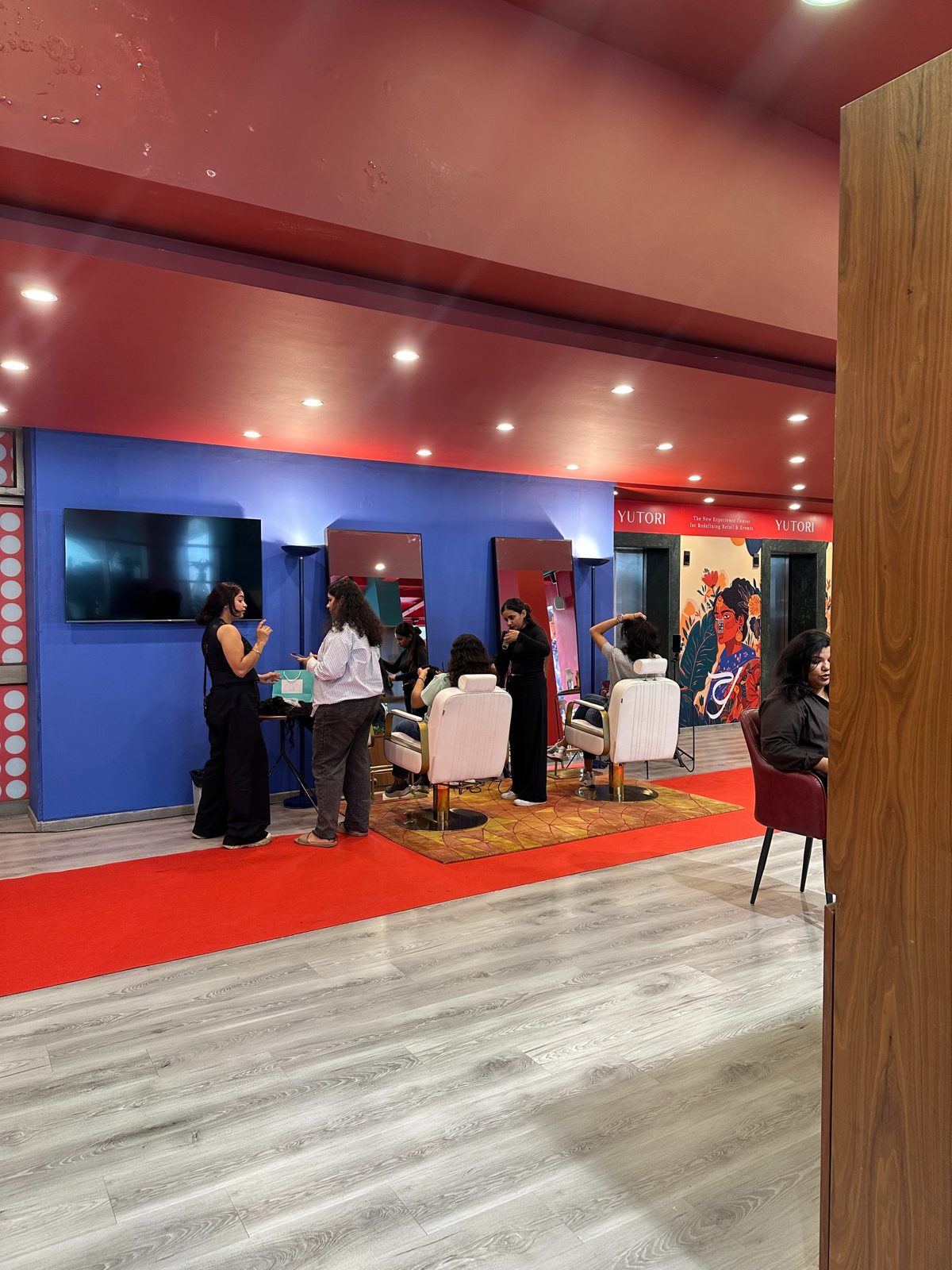 Nish Hair Pop-Up